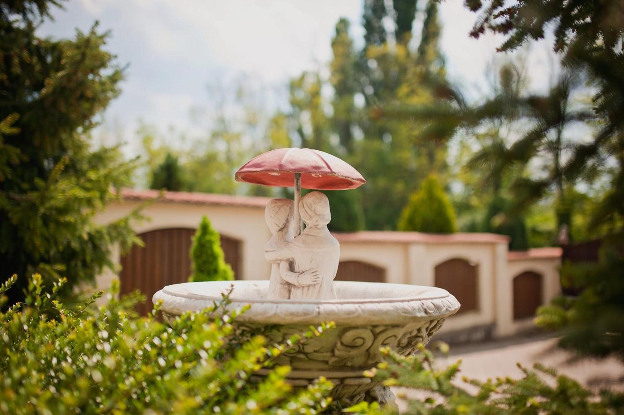 Villa Psenek Banka Exterior photo